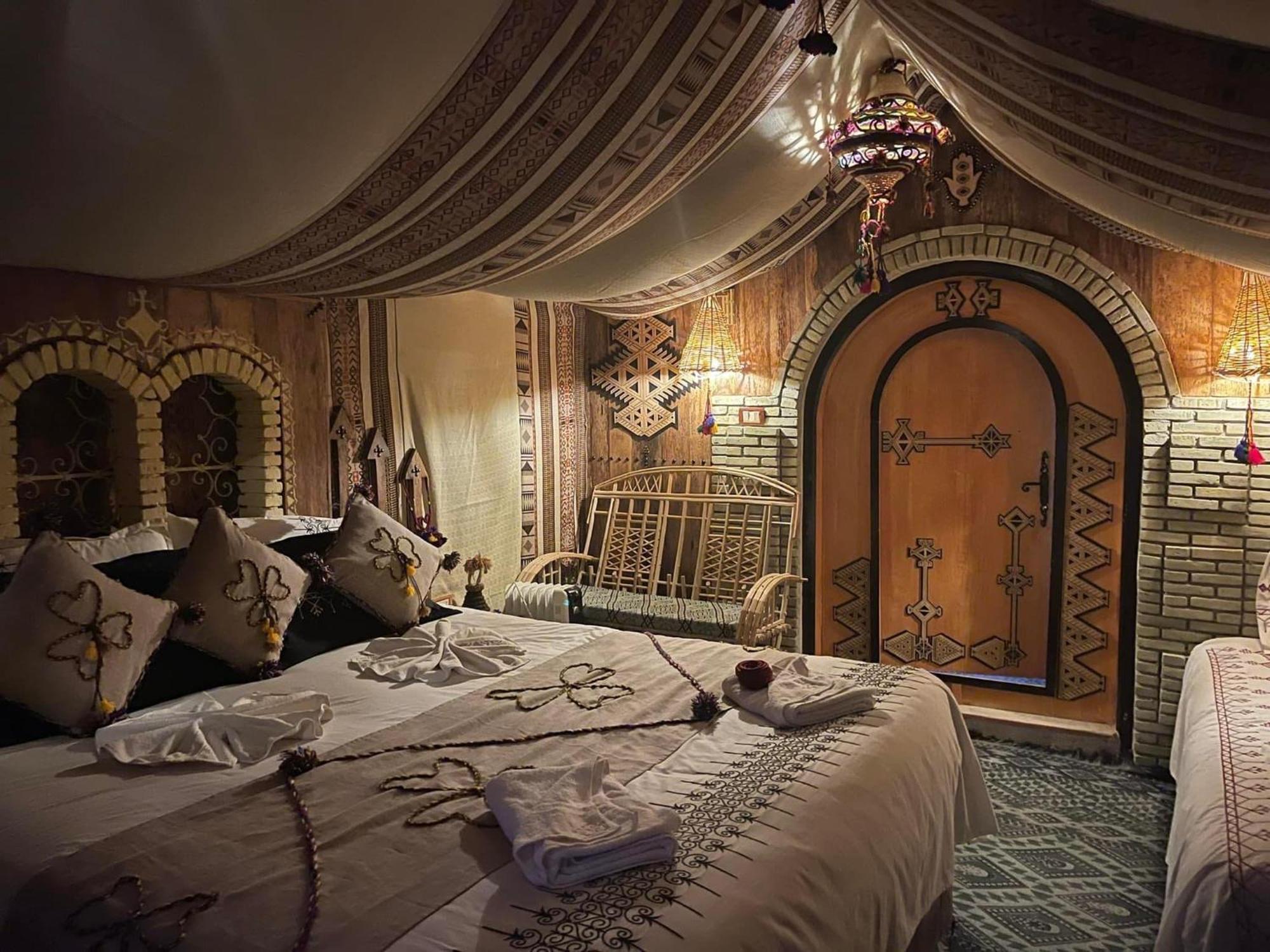 Tente Et Restaurant Elbey ドゥーズ エクステリア 写真